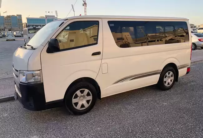 مستعملة Toyota Hiace للبيع في الدوحة #5600 - 1  صورة 